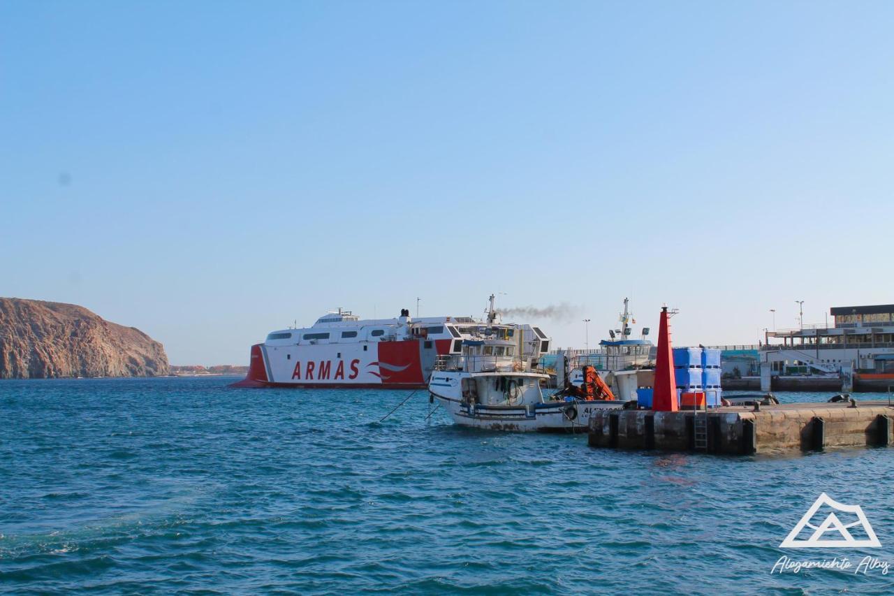 Alojamiento Alby: Oceano Los Cristianos  Luaran gambar